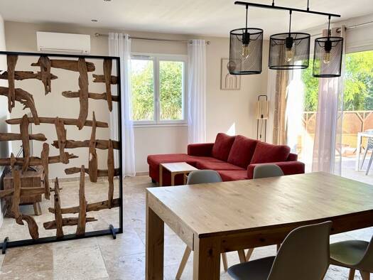 Maison de plain-pied à vendre 295 000 € 5 pièces 3 chambres 92 m² 503 m² de terrain Saint-Michel-d'Euzet 30200