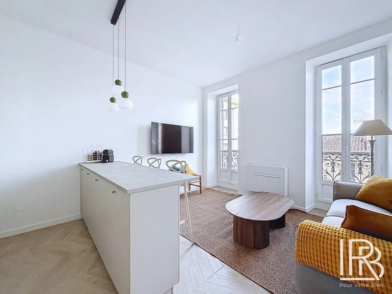 Maison à louer, 49m², MARSEILLE 6E