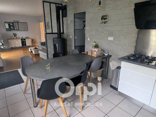 Maison à vendre 240 000 € 5 pièces 3 chambres 107 m² 488 m² de terrain Joze 63350