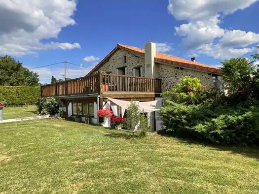 Maison à vendre 468 000 € 8 pièces 6 chambres 231 m² 2 899 m² de terrain Saint Privat en Périgord 24410