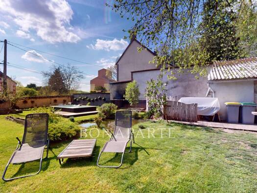 Maison à vendre 229 000 € 8 pièces 5 chambres 189 m² 2 530 m² de terrain Villeneuve l Archeveque 89190