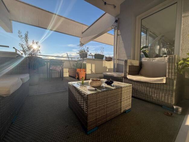 Appartement à vendre 365 000 € 3 pièces 2 chambres 76 m² 11 étages Ayguinards Meylan 38240