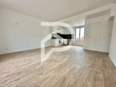 Appartement à louer 795 € 2 pièces 1 chambre 59 m² Bourgoin Jallieu 38300