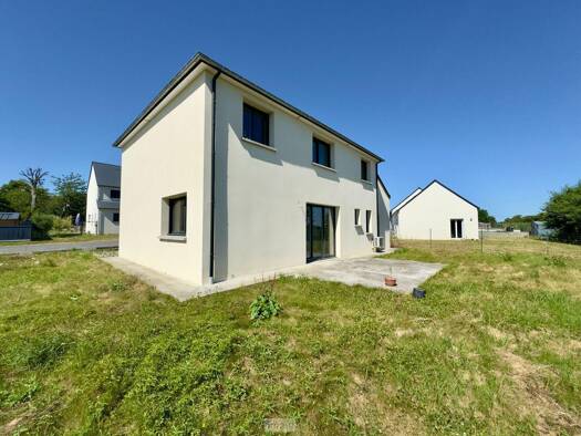 Maison à vendre 279 450 € 4 pièces 4 chambres 130,6 m² 638 m² de terrain Erbrée 35500