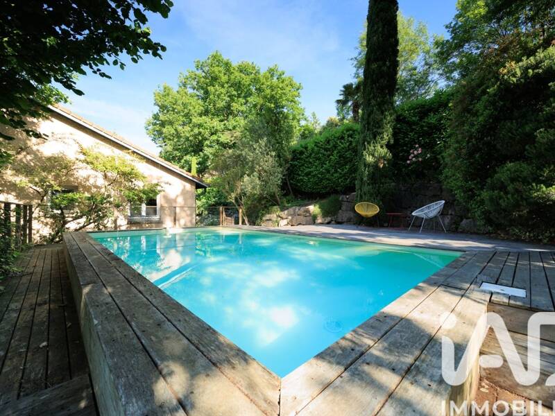 Maison à vendre, 154m², SAINT GENIS LES OLLIERES