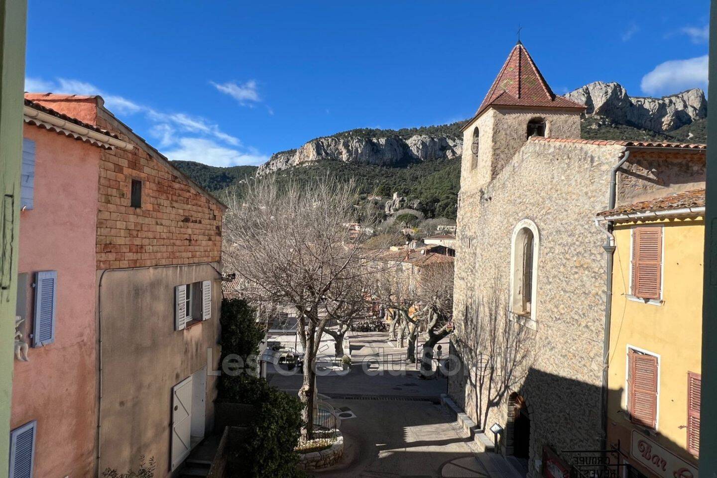 Maison à vendre, 50m², LE REVEST LES EAUX