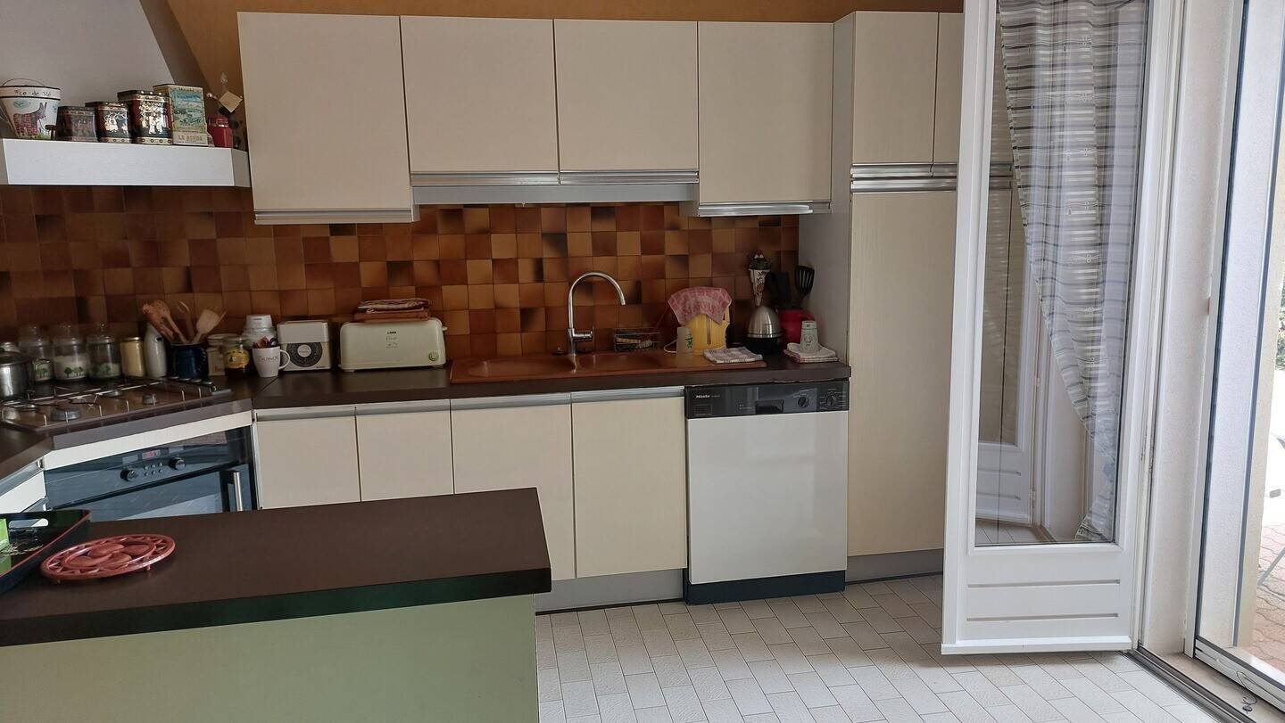 Maison à vendre, 197m², SAINT GENGOUX LE NATIONAL