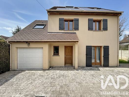 Maison à vendre 415 000 € 5 pièces 4 chambres 157 m² 590 m² de terrain Villiers-sur-Morin 77580