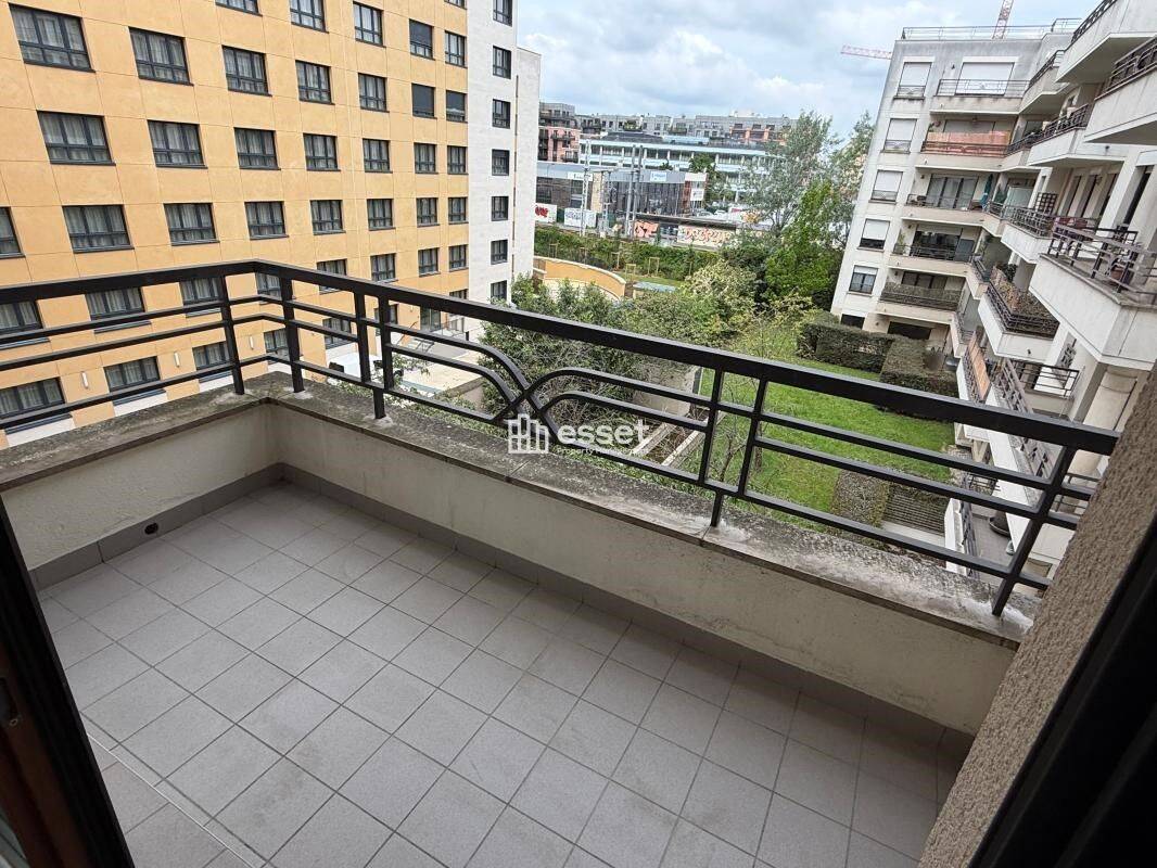 Maison à louer, 53m², COURBEVOIE