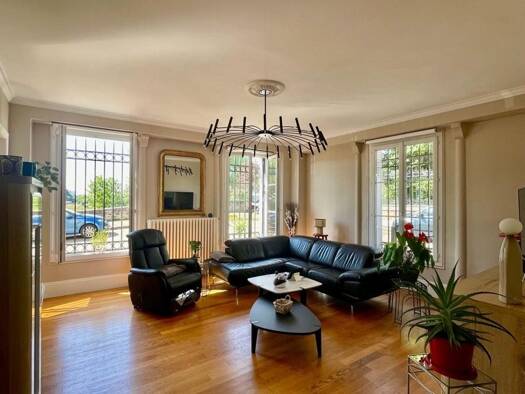 Appartement à vendre 279 700 € 4 pièces 2 chambres 106,2 m² RDC/3 Bords de Seine Meulan-en-Yvelines 78250