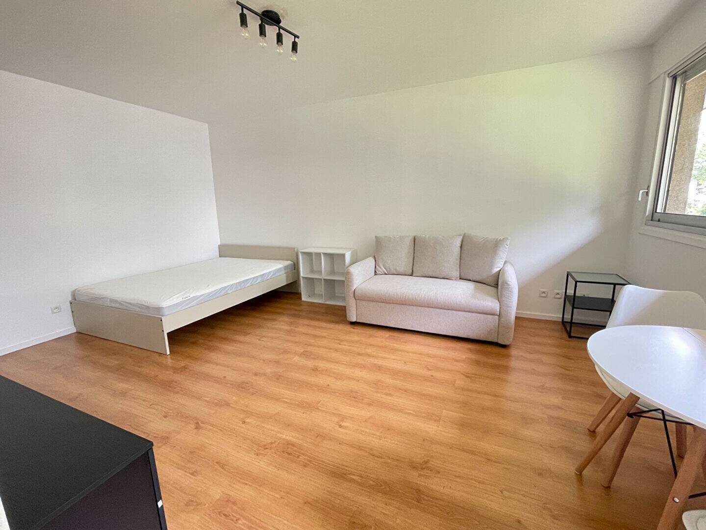 Maison à louer, 32m², CLICHY