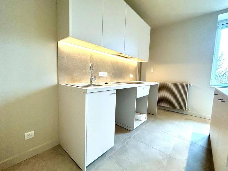 Maison à louer, 79m², FUISSE