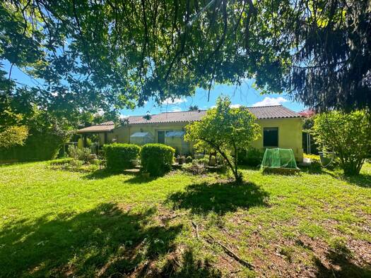 Maison de plain-pied à vendre 399 000 € 5 pièces 3 chambres 106 m² 1 400 m² de terrain Bouliac 33270