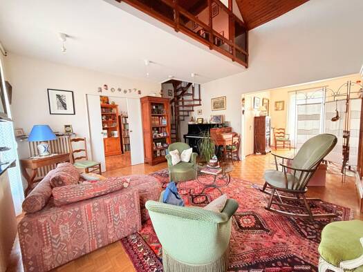 Maison de plain-pied à vendre 365 000 € 5 pièces 3 chambres 123 m² 513 m² de terrain Bannier-Coligny Orléans 45000