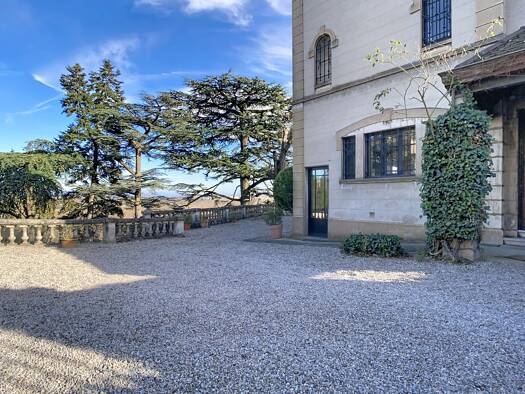 Maison à louer 3 600 € 7 pièces 5 chambres 328,5 m² Vassieux Caluire-et-Cuire 69300