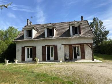 Maison à vendre 265 000 € 7 pièces 5 chambres 155 m² 3 060 m² de terrain St Denis de Pile 33910