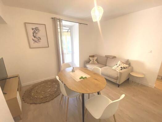 Immeuble à vendre 263 000 € 134 m² Bourg-de-Péage 26300