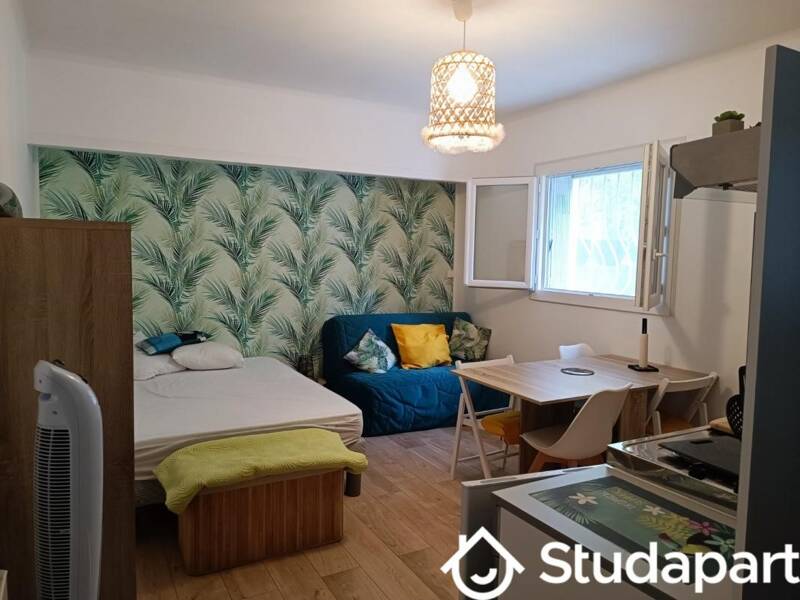 Maison à louer, 24m², NIMES