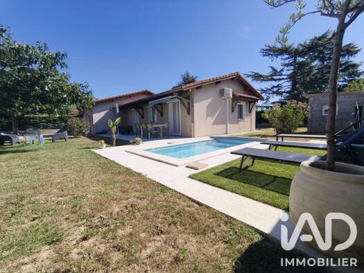 Maison de plain-pied à vendre 289 000 € 4 pièces 3 chambres 135 m² 704 m² de terrain Saint-Rambert-d'Albon 26140