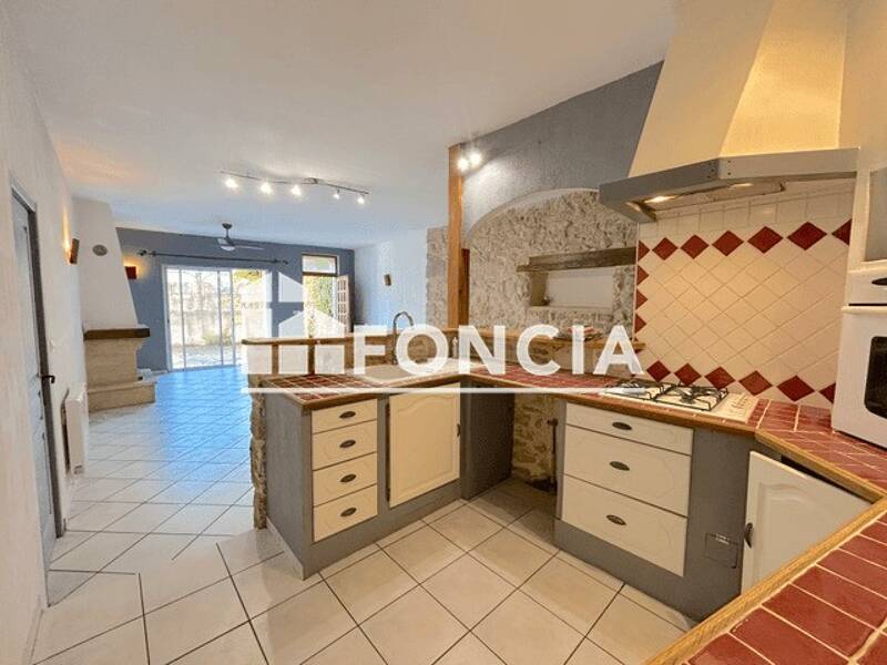 Maison à louer, 123m², ORANGE