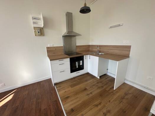 Appartement à louer 670 € 3 pièces 2 chambres 70 m² 1er étage Haute Follis-Saint Martin Laval 53000