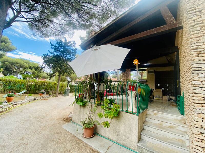 Maison à louer, 119m², SAUSSET LES PINS