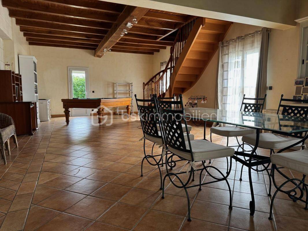 Maison à vendre, 174m², SAINT QUENTIN DE BARON