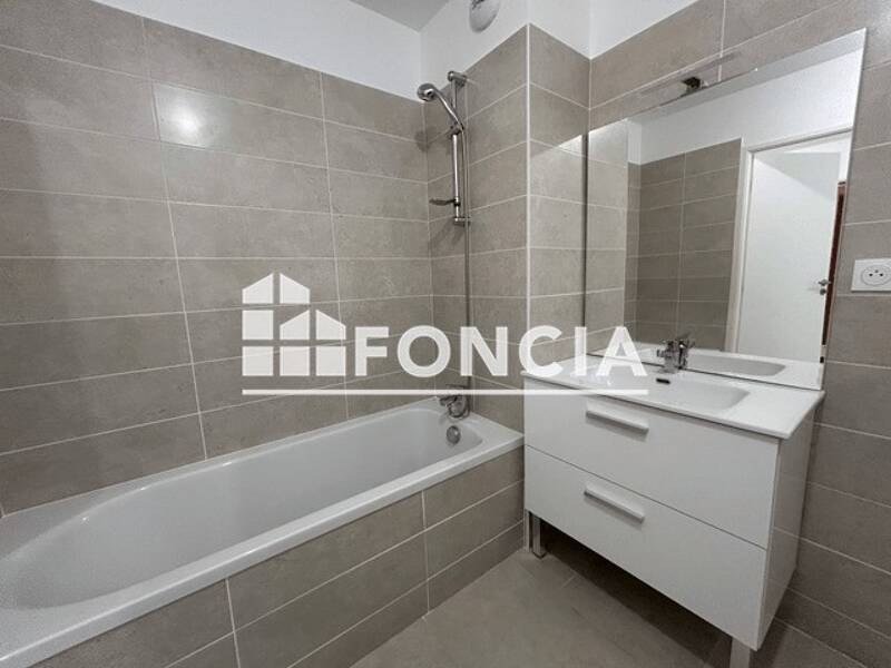 Maison à louer, 61m², VIAS