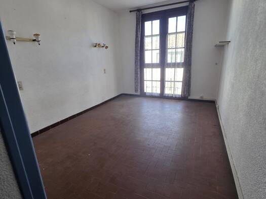 Studio à vendre 86 000 € 1 pièce 21,8 m² Étage 1/2 Saintes-Maries-de-la-Mer 13460