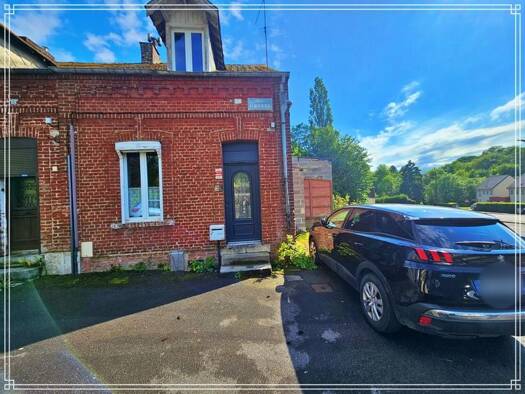 Immeuble à vendre 105 500 € 79 m² Champ Roland Hirson 02500