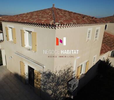 Villa à vendre 335 000 € 5 pièces 3 chambres 92 m² 688 m² de terrain St Genies de Malgoires 30190