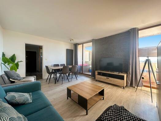 Colocation à louer - logement étudiant 600 € 1 pièce 4 chambres 23,4 m² Étage 12/12 Nouveaux Horizons-Coudrays Élancourt 78990