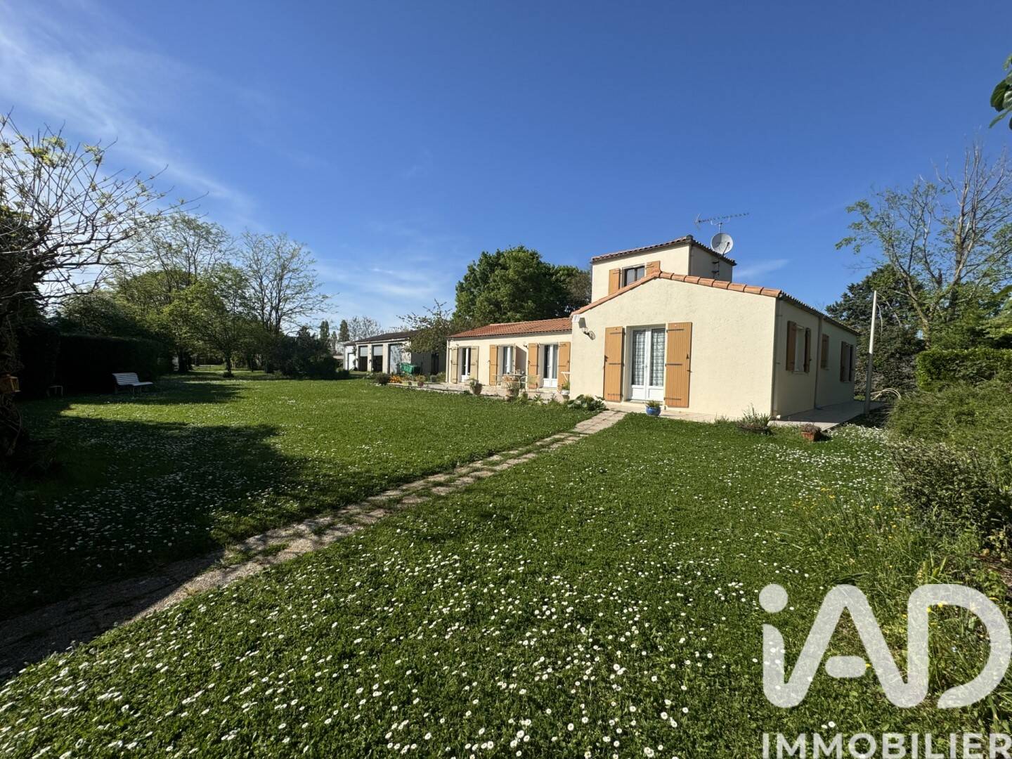 Maison à vendre, 134m², SAINT SAUVEUR D'AUNIS