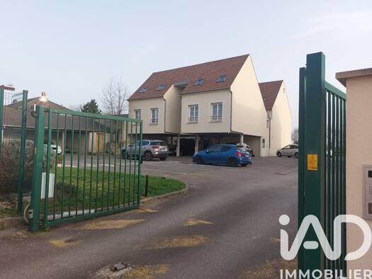 Duplex à vendre 160 000 € 2 pièces 1 chambre 50 m² Étage 1/1 Silly-le-Long 60330