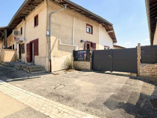 Maison à vendre 182 000 € 3 pièces 1 chambre 78 m² 340 m² de terrain Bény 01370