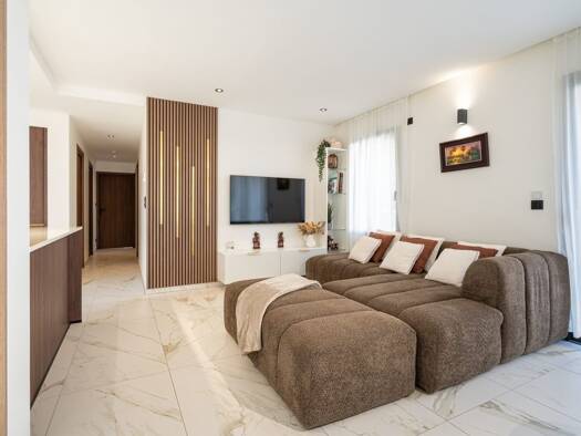 Villa à vendre 1 248 000 € 8 pièces 6 chambres 196,9 m² 986 m² de terrain Sevrier 74320