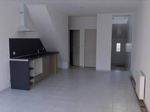 Maison à louer 707 € 4 pièces 3 chambres 81 m² Chauny 02300