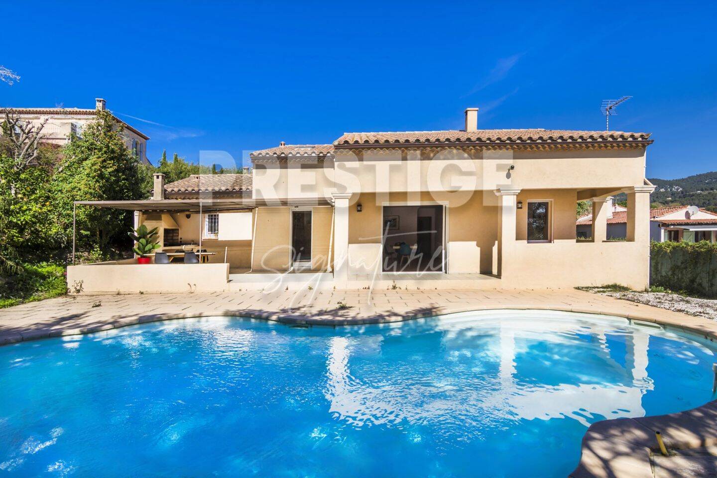 Maison à vendre, 200m², SANARY SUR MER