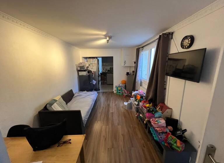 Maison à vendre 273 000 € 3 pièces 2<br/>chambres 46 m²<br/>superficie Abbé Niort-Jean Moulin Le Blanc-Mesnil 93150