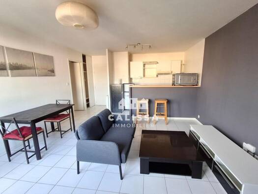 Appartement à louer 699 € 2 pièces 1 chambre 43,2 m² Étage 1/1 Les Izards Toulouse 31200