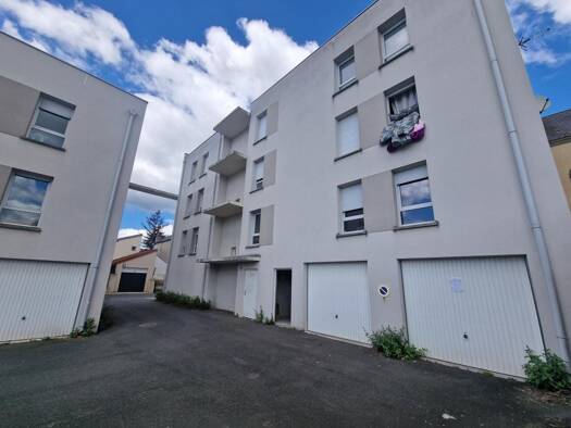 Appartement à vendre 71 500 € 1 pièce Étage 3/3 Centre Saint-Pierre-des-Corps 37700