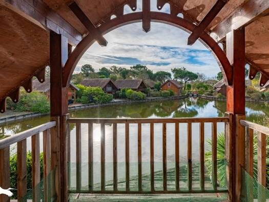 Maison à vendre 329 868 € 3 pièces 2 chambres 66 m² 224 m² de terrain Hourtin 33990