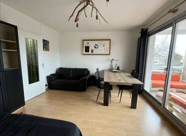 Appartement à vendre 181 050 € 1 pièce 29 m²<br/>superficie 2/4<br/>étage Médoquine-Haut-Brion Talence 33400