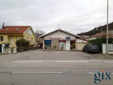 Local commercial à louer 1 350 € 80 m² de surface de vente Le Village Saint-Martin-d'Hères 38400