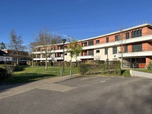 Appartement à vendre - Première occupation 242 000 € 3 pièces 2 chambres 66,14 m² RDC/2 Mont-Saint-Aignan 76130
