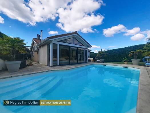 Maison à vendre 519 000 € 7 pièces 3 chambres 145 m² 1 157 m² de terrain Ternay 69360