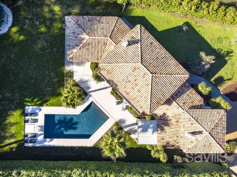 Maison à louer, 193m², MOUGINS