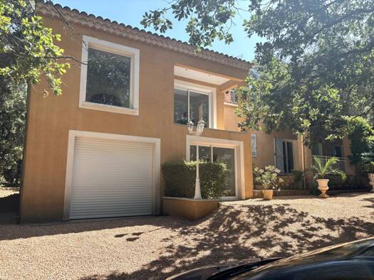 Villa à vendre 485 000 € 7 pièces 5 chambres 174 m² 2 888 m² de terrain Tavernes 83670
