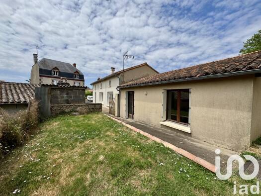 Maison à vendre 86 000 € 3 pièces 2 chambres 89 m² 739 m² de terrain Saint-Aubin-le-Cloud 79450