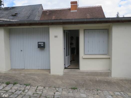 Appartement à louer 590 € 3 pièces 2 chambres 53,6 m² RDC Loches 37600